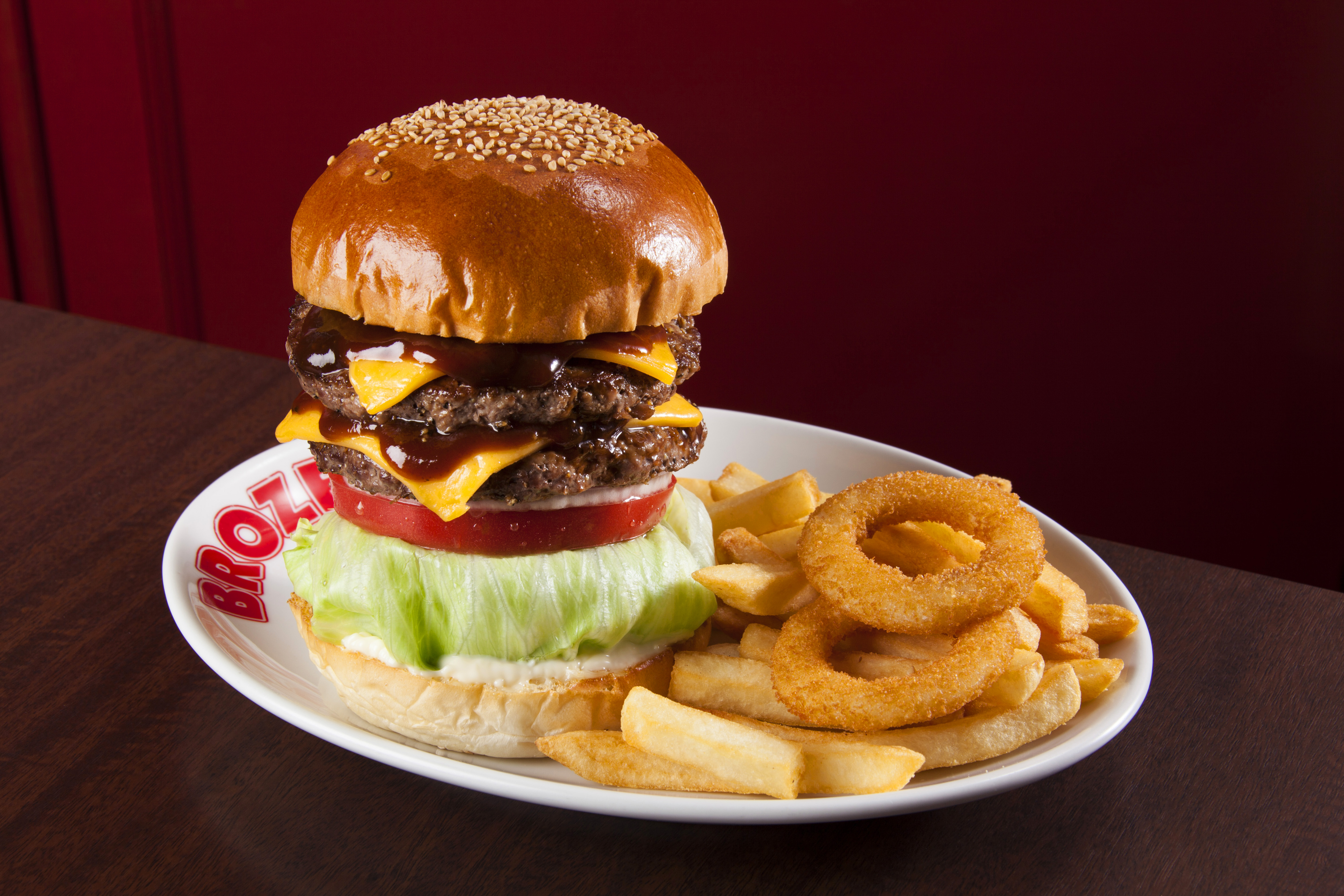 人形町本店】職人バーガーBROZERS'のグルメ山脈を登頂！大口全開の限定