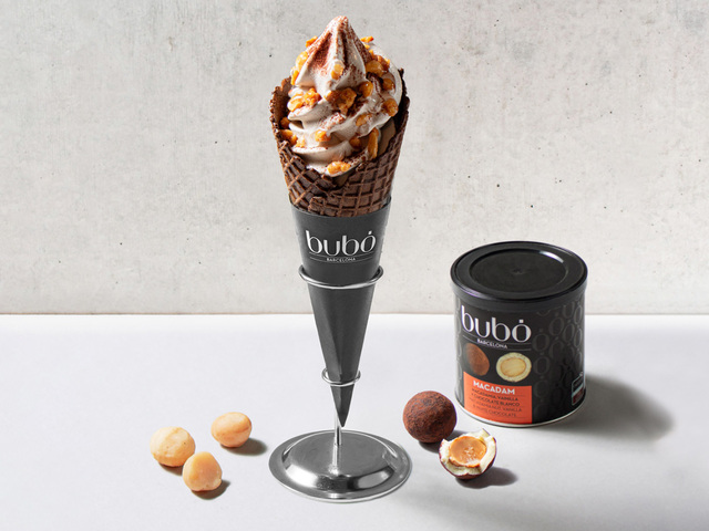 ソロ】ソフトクリームの常識が覆る！情熱の国の限定スイーツセット