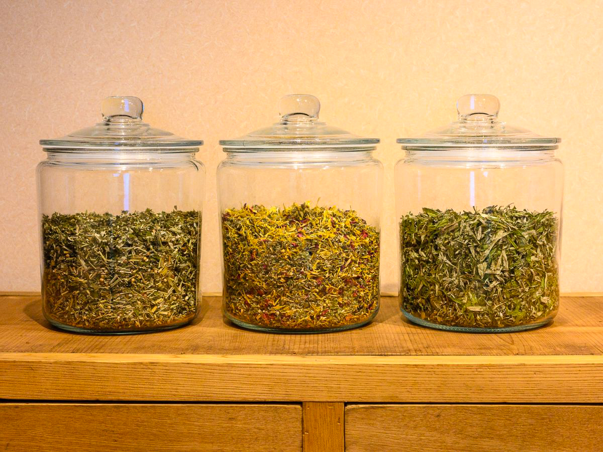 座るだけで温活女子に！初めてのよもぎ蒸し体験40分【お土産付】 | anatae