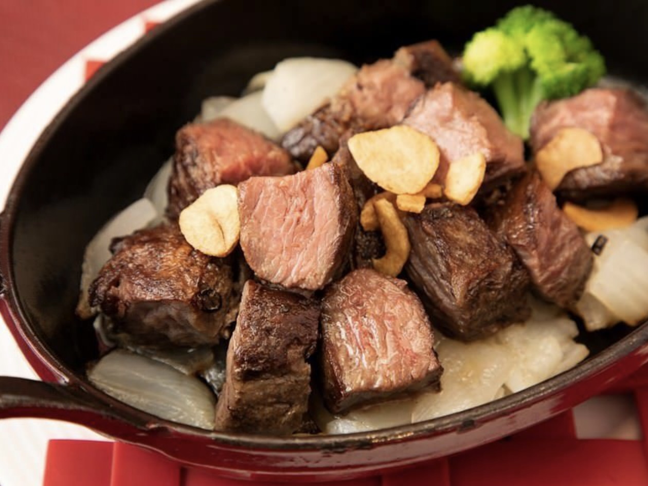 肉いほどの極上デート。日本橋せいとう“彩コロ”ステーキペアプラン