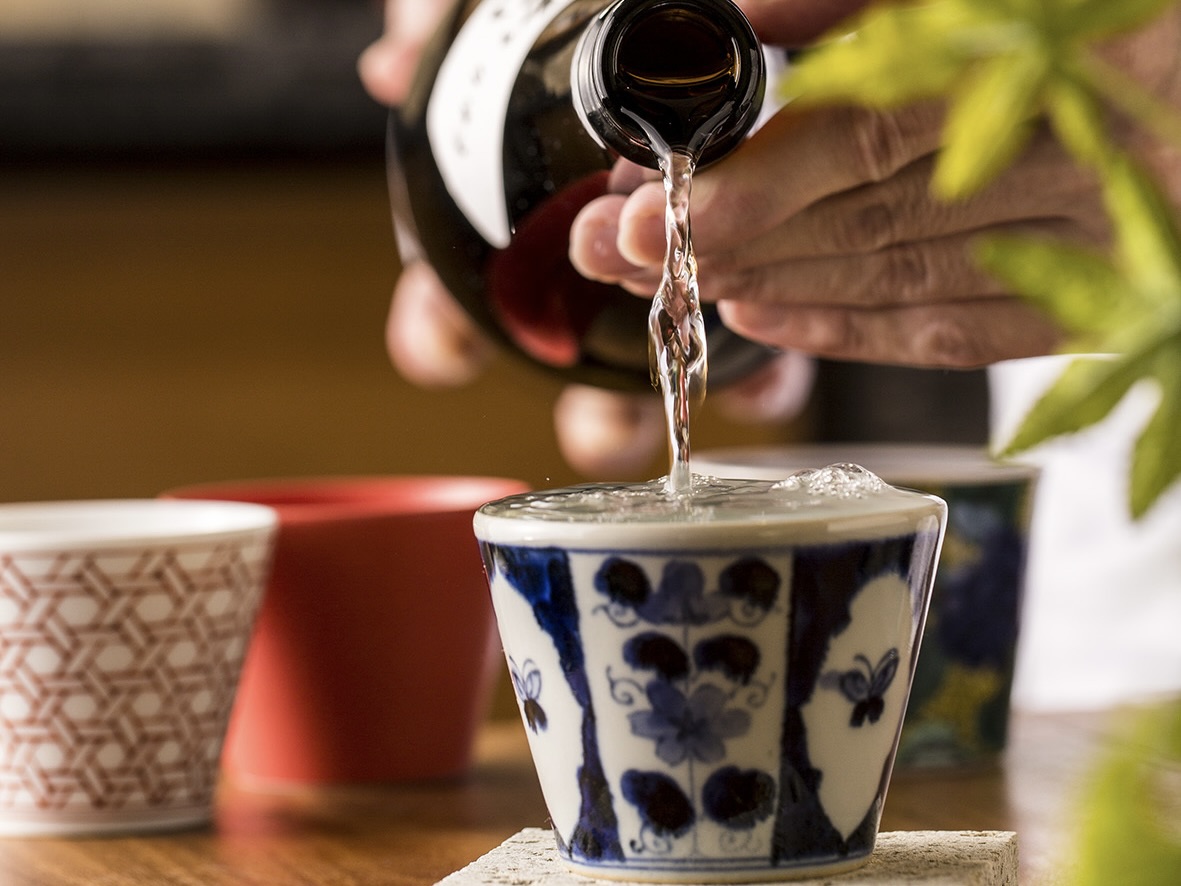 レア　恵比寿復興土地区画整理組合　純銀製の銀杯　1ペア 関武比古 作 『純銀 恵比寿天』 ｜骨董品買取 緑和堂